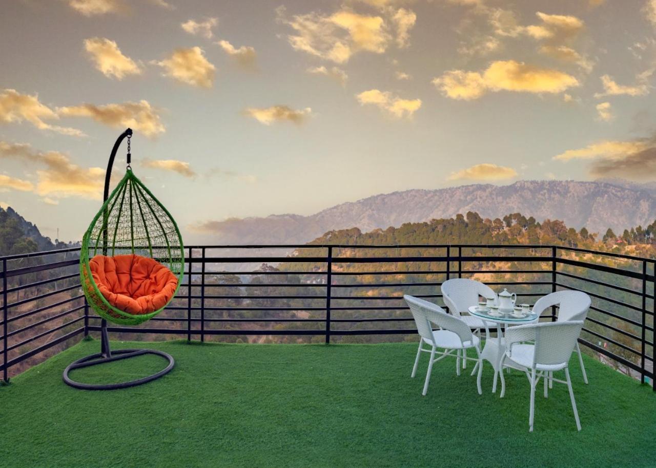 Himalyan Basera I Pvt Balcony I Serviced Apt I By Exotic Stays Kasauli Exterior foto